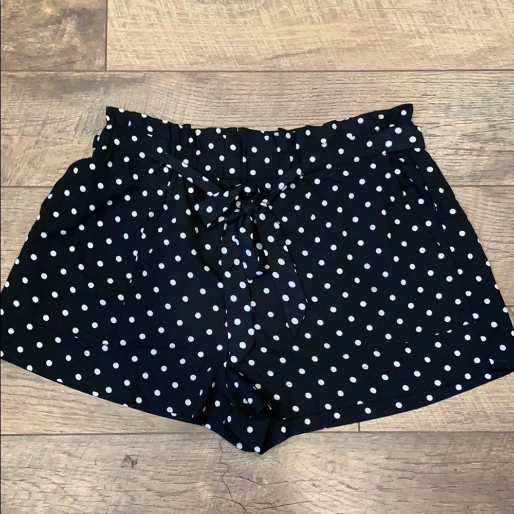 🦩🚨Showpo Women’s Shorts🦩🚨